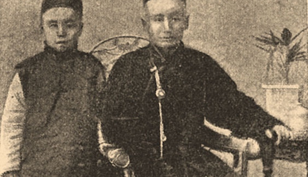 Juifs de Kaifeng, image tirée de l'Encyclopédie juive de Brockhaus & Efron (1906-1913) Juifs de Kaifeng, image tirée de l'Encyclopédie juive de Brockhaus & Efron (1906-1913) / ©Anonyme, DP, Wikimedia Commons