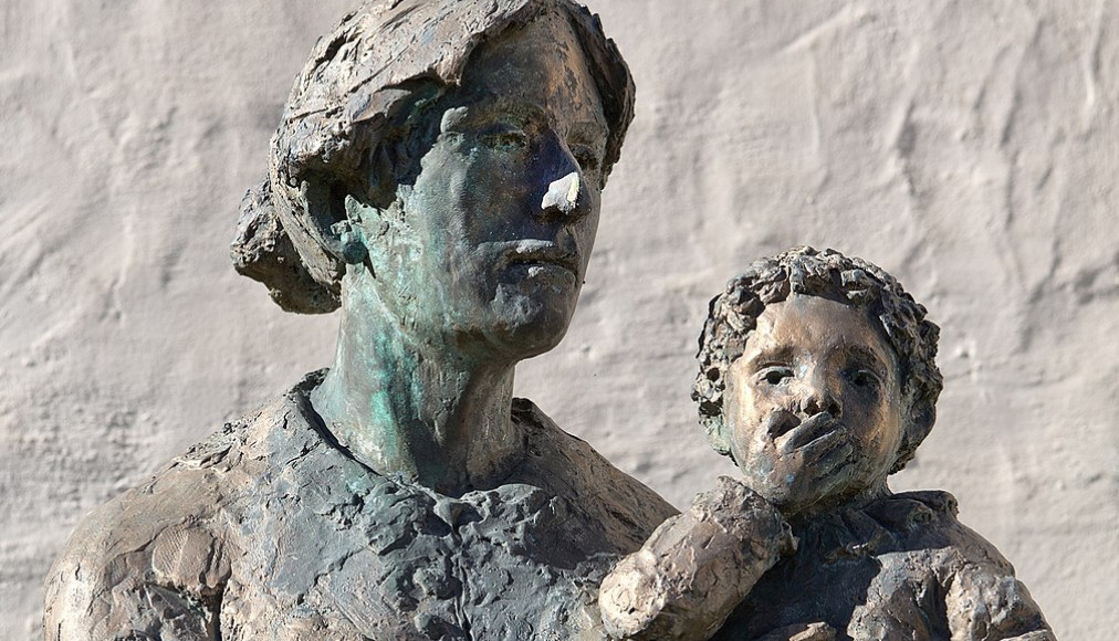 Dorothée de Flüe-Wyss (sculpture de Rolf Brem à Sachseln, 1991) Dorothée de Flüe-Wyss (sculpture de Rolf Brem à Sachseln, 1991) / ©Wikimedia Commons/Roland Zumbuehl/CC BY-SA 4.0