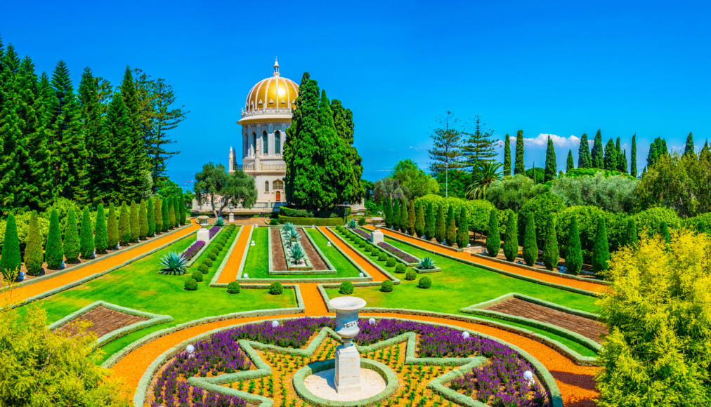 Sanctuaire du Bab aux jardins bahaï à Haïfa, Israël / ©iStock